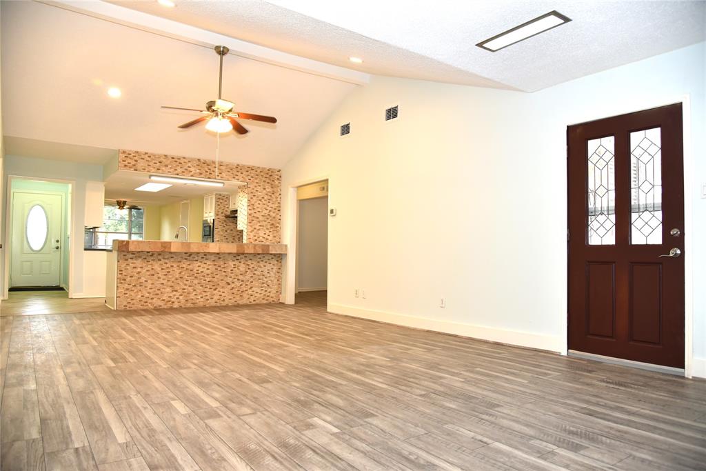13407 Linden Street, Sugar Land, Texas image 3
