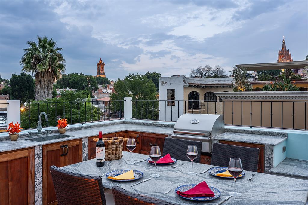 Mexico, 3 Bedrooms Bedrooms, ,4 BathroomsBathrooms,Residential,Active,39992