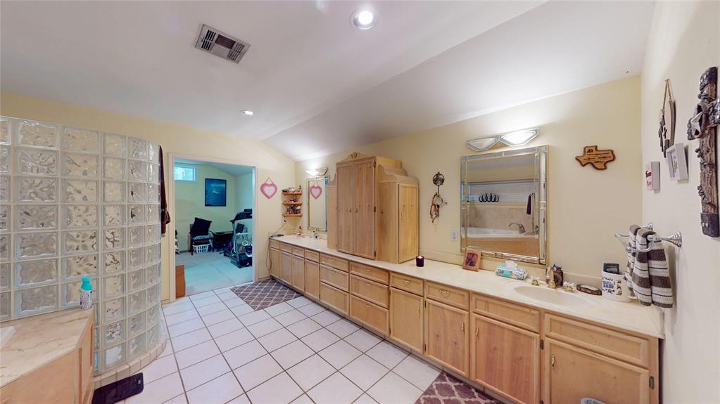 19115 Shay Lane, Humble, Texas image 13