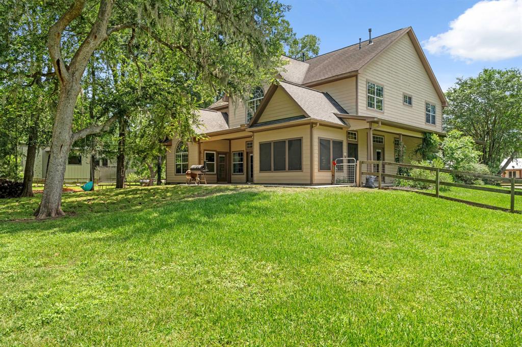 36714 Canyon Rd, Wallis, TX, 77485