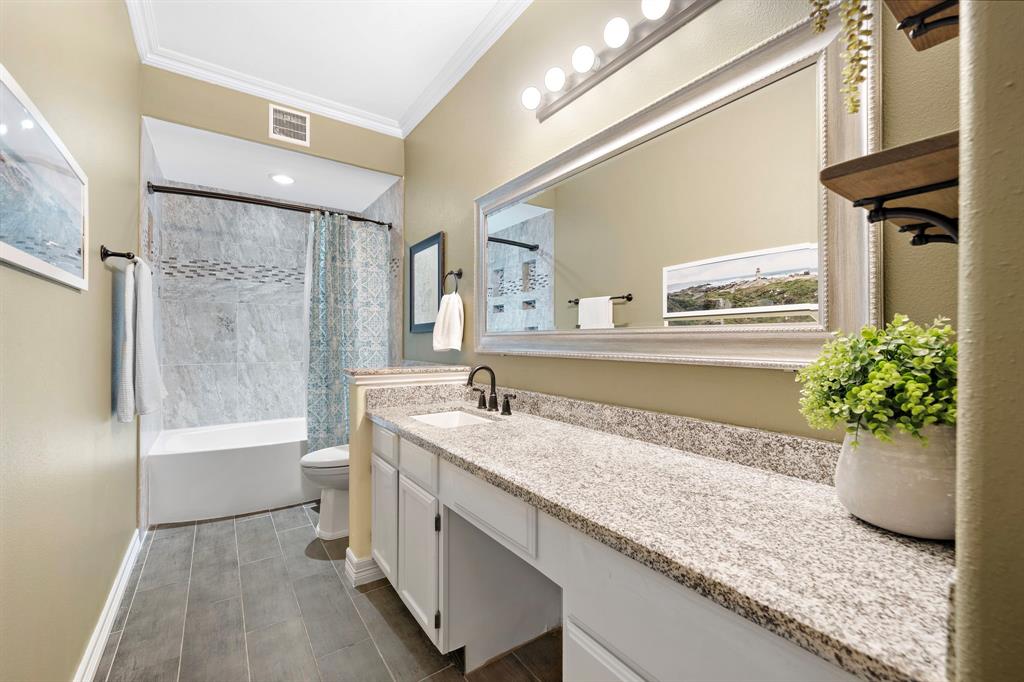2111 Welch Street #B212, Houston, Texas image 19