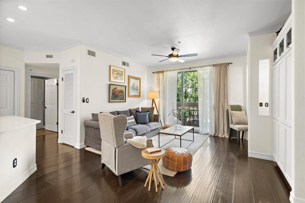 2111 Welch Street #B212, Houston, Texas image 7