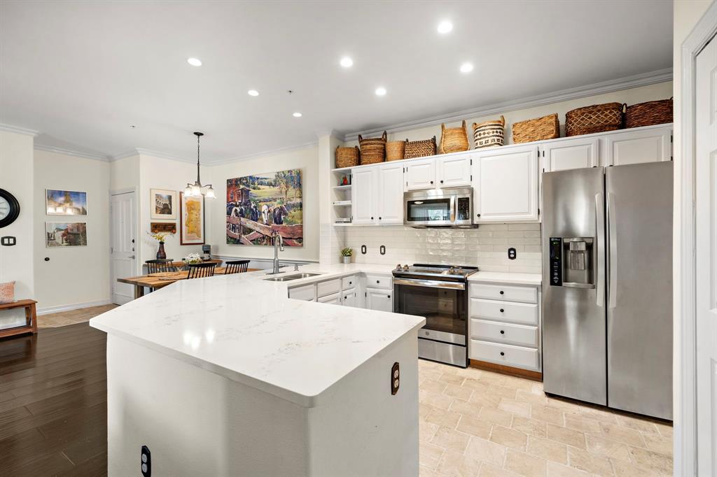 2111 Welch Street #B212, Houston, Texas image 13
