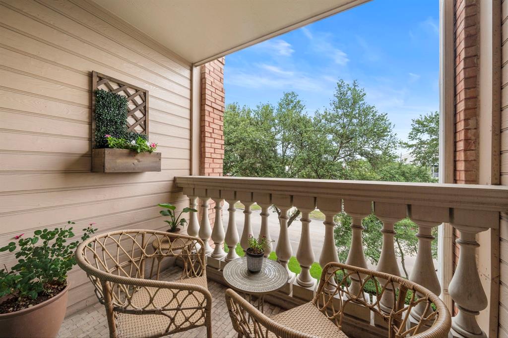 2111 Welch Street #B212, Houston, Texas image 4
