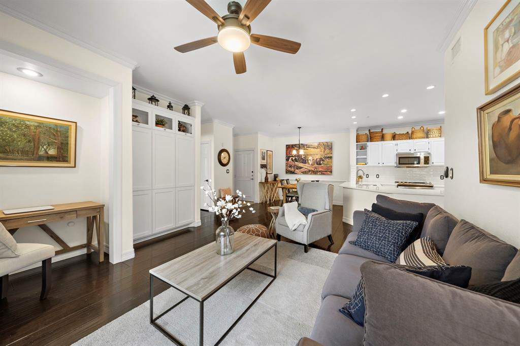 2111 Welch Street #B212, Houston, Texas image 10