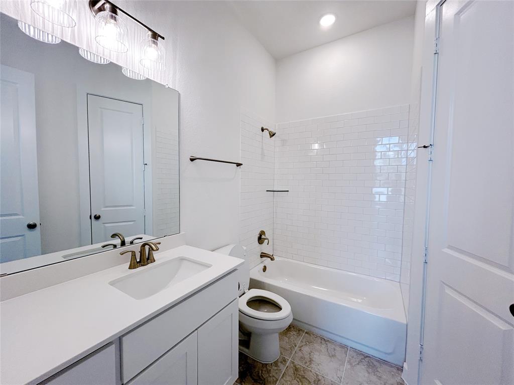 5222 Tahoe Court, Manvel, Texas image 31