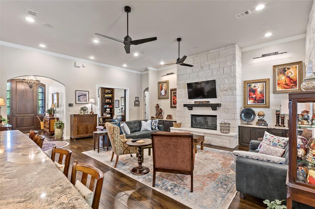 3419 Mahogany Pvt Drive, Bryan, Texas image 8