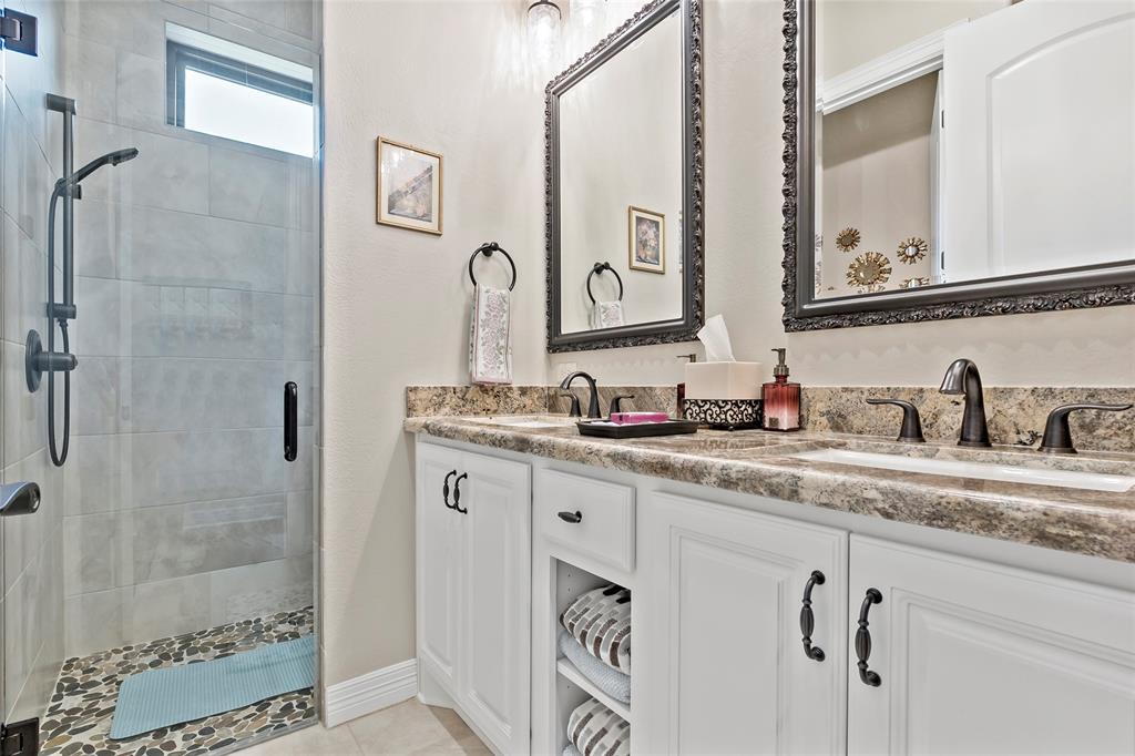 3419 Mahogany Pvt Drive, Bryan, Texas image 35