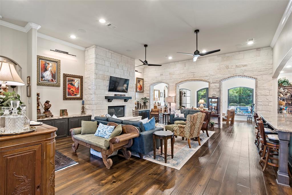 3419 Mahogany Pvt Drive, Bryan, Texas image 6