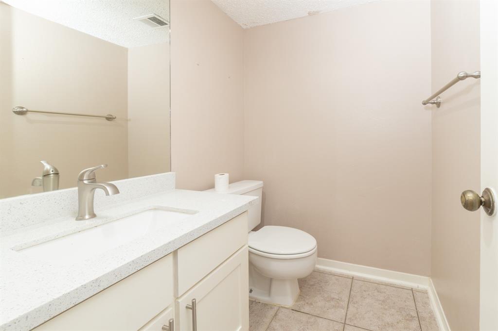 7939 Kendalia Drive, Houston, Texas image 8