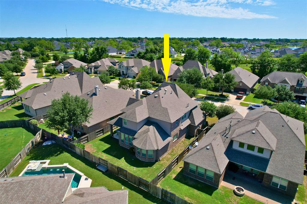 4847 Trickle Creek Drive, Fulshear, Texas image 40