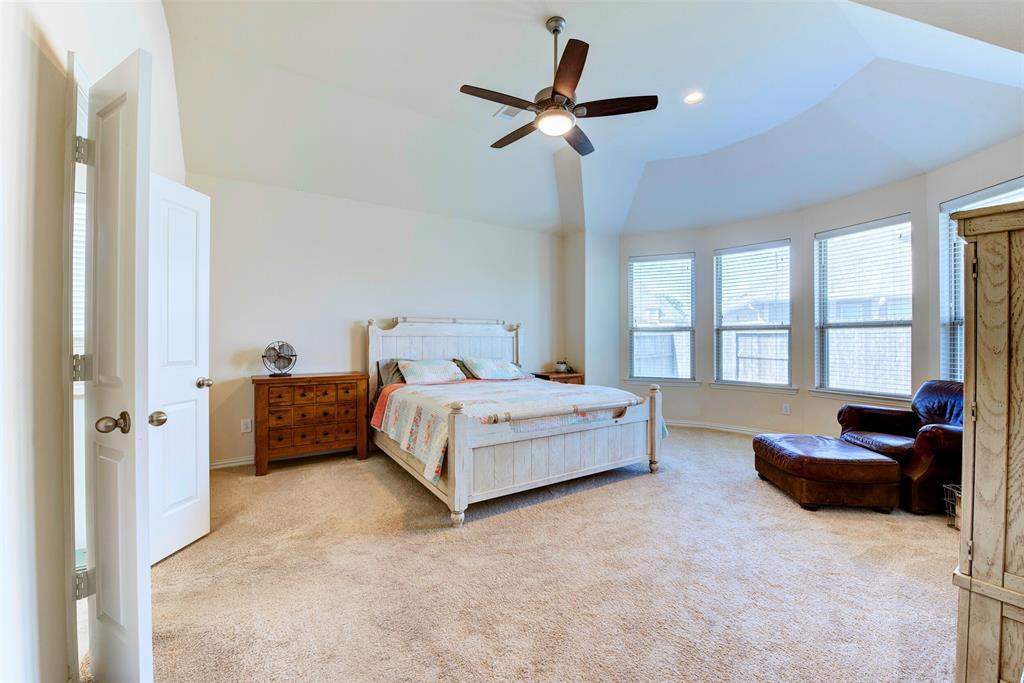 4847 Trickle Creek Drive, Fulshear, Texas image 20