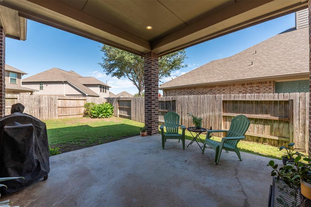 4847 Trickle Creek Drive, Fulshear, Texas image 37