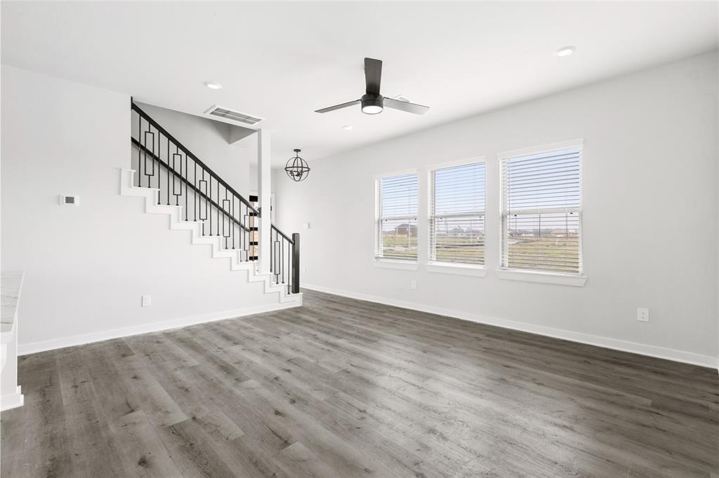1230 Elsinore Drive, Rosharon, Texas image 7