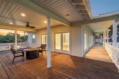 A home in Bacliff