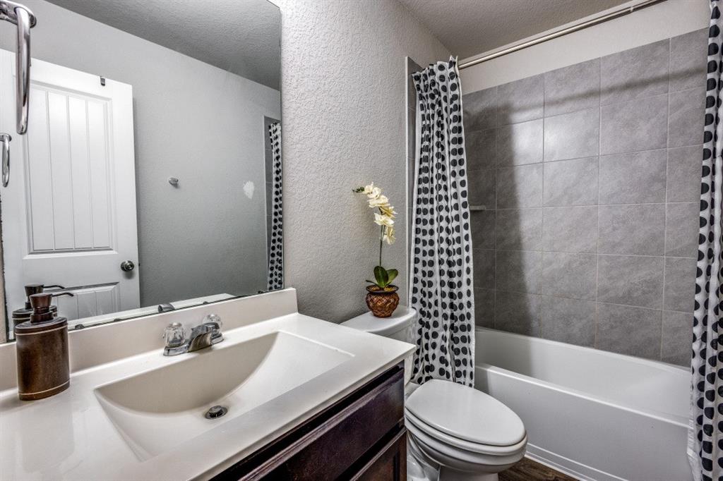 602 Ashley Falls Lane, Rosharon, Texas image 19