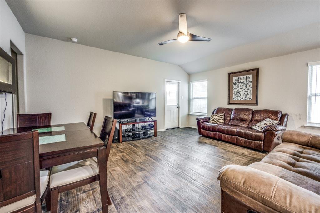 602 Ashley Falls Lane, Rosharon, Texas image 3