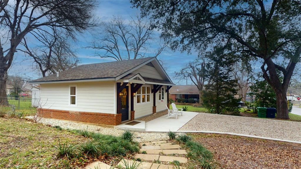 101 E Bryan St, Brenham, Texas image 5