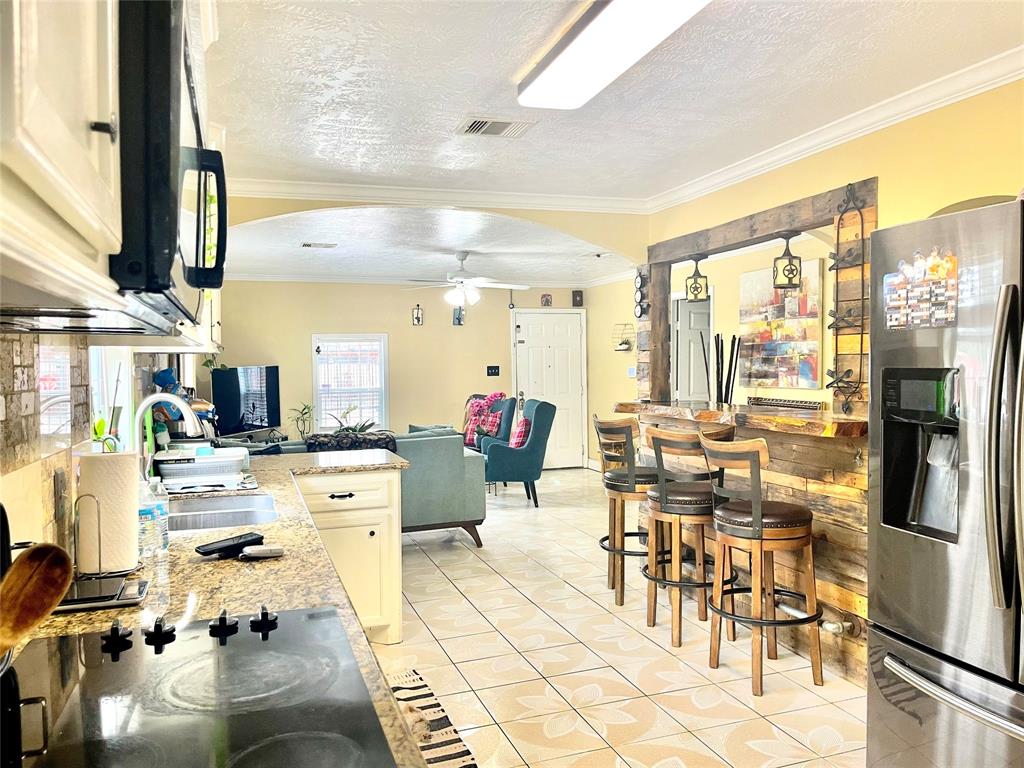 9944 E Hardy Road, Houston, Texas image 25
