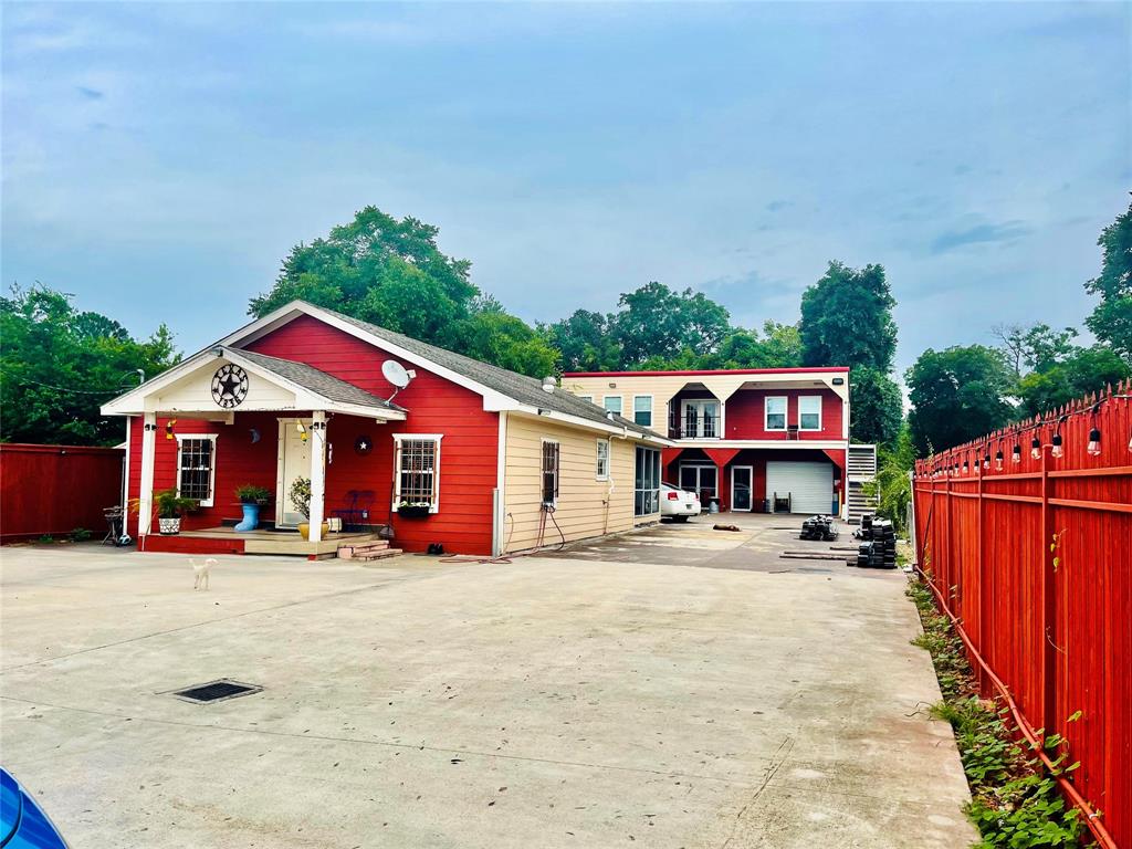 9944 E Hardy Road, Houston, Texas image 12