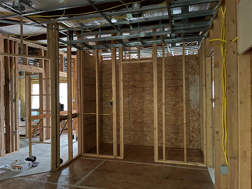 9944 E Hardy Road, Houston, Texas image 34
