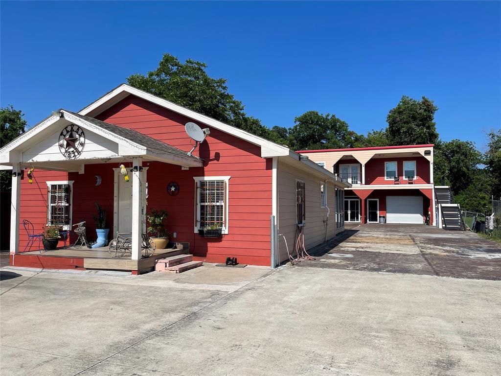 9944 E Hardy Road, Houston, Texas image 2
