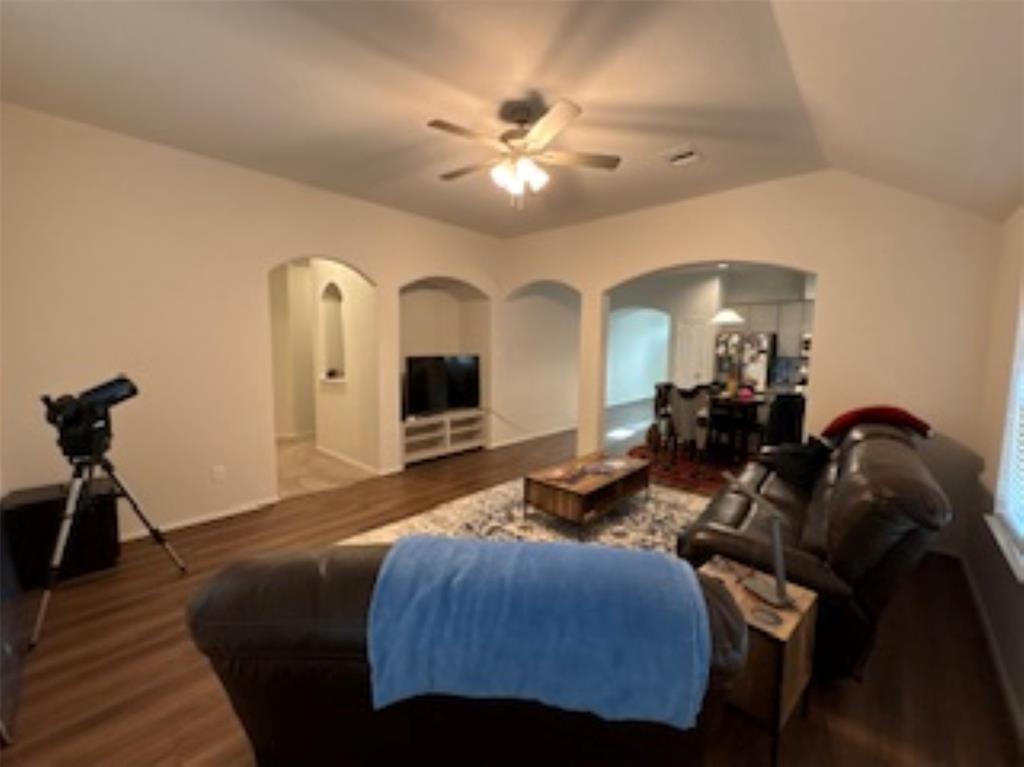 5323 Camerford Court, Alvin, Texas image 20