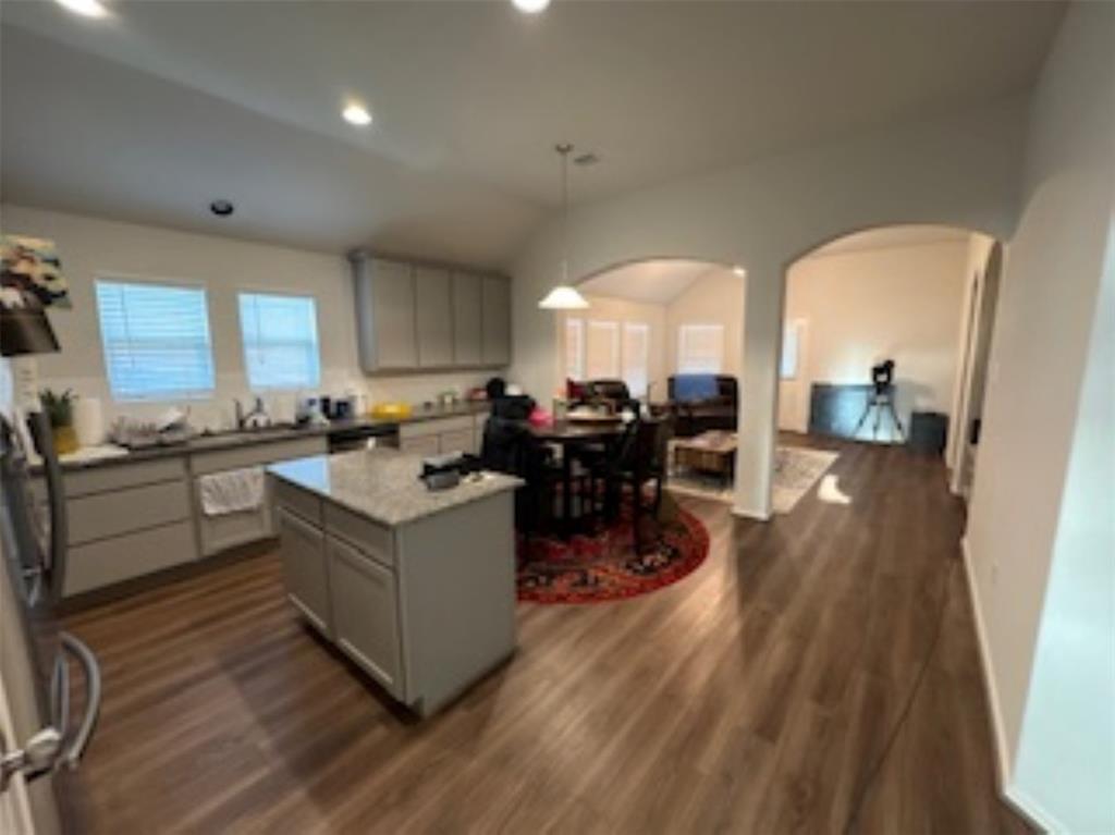 5323 Camerford Court, Alvin, Texas image 10