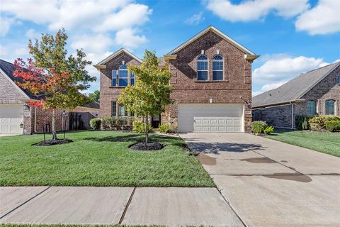 Photo of 2118 Cambridge Bay Drive, Pearland, TX 77584 (MLS # 81562132) Photo of 2118 Cambridge Bay Drive, Pearland, TX 77584 (MLS # 81562132)
