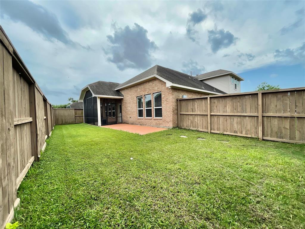 107 Long Meadow Court, Clute, Texas image 39