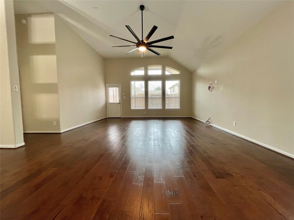 107 Long Meadow Court, Clute, Texas image 21