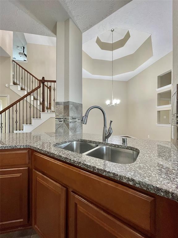 107 Long Meadow Court, Clute, Texas image 18