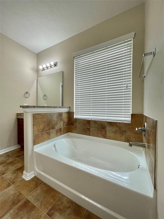 107 Long Meadow Court, Clute, Texas image 35