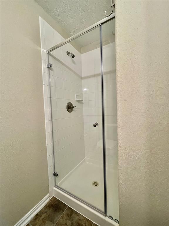 107 Long Meadow Court, Clute, Texas image 24