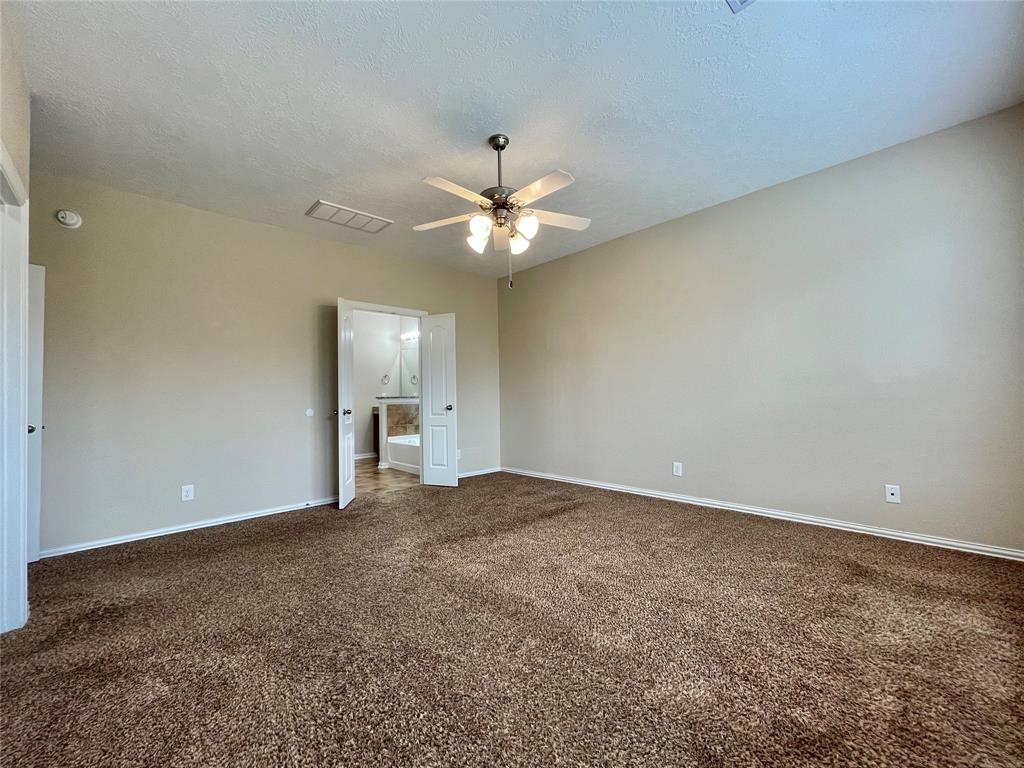 107 Long Meadow Court, Clute, Texas image 29