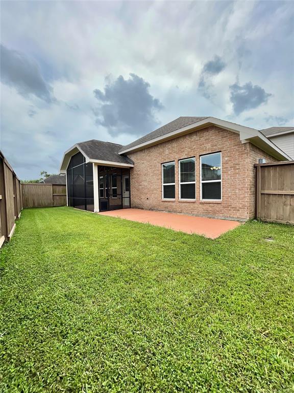 107 Long Meadow Court, Clute, Texas image 38