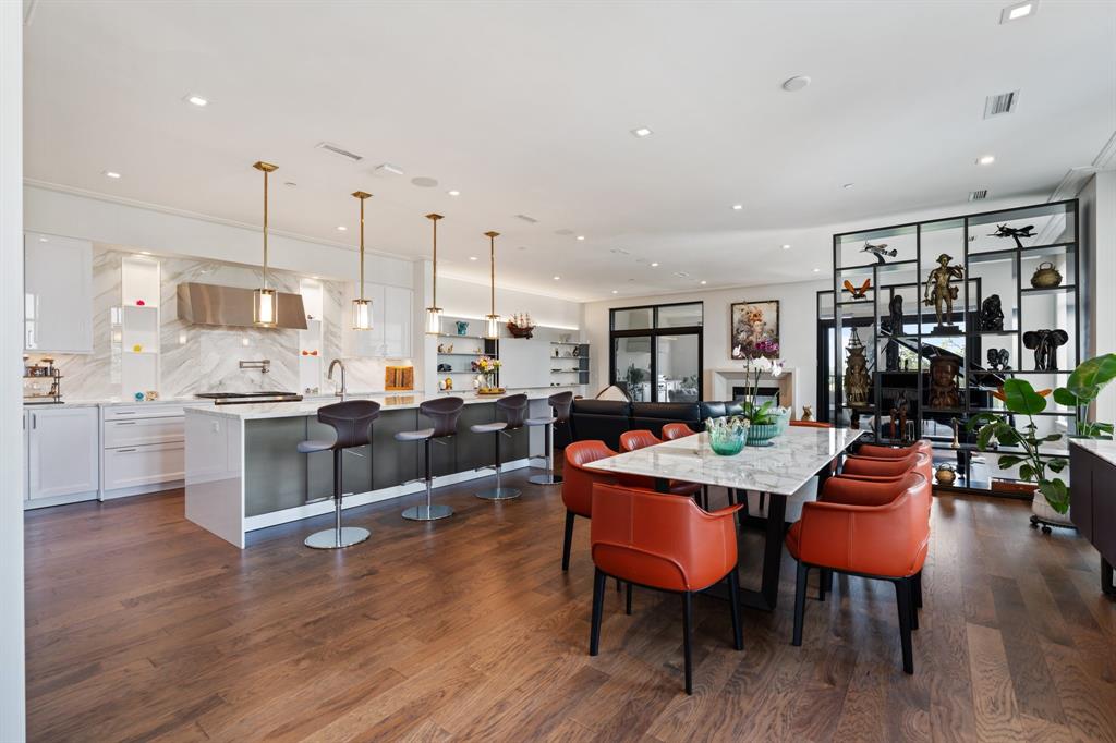 6017 Memorial Drive 601