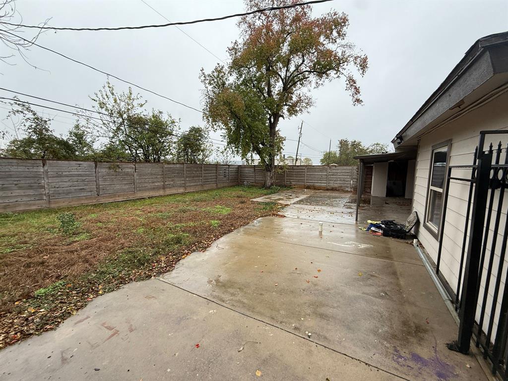 321 Brown Drive, Pasadena, Texas image 2