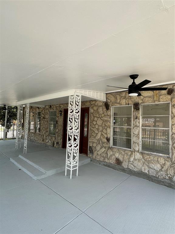 2202 Country Creek Way, Richmond, Texas image 9