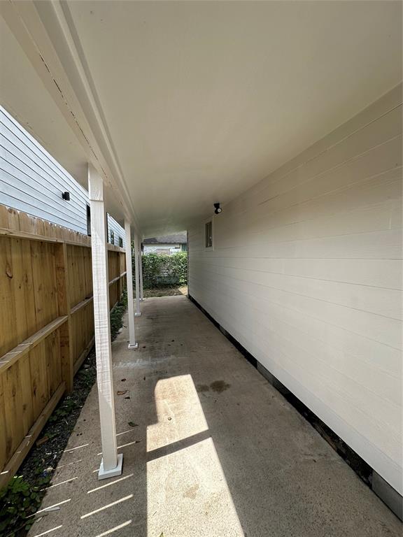 2202 Country Creek Way, Richmond, Texas image 12