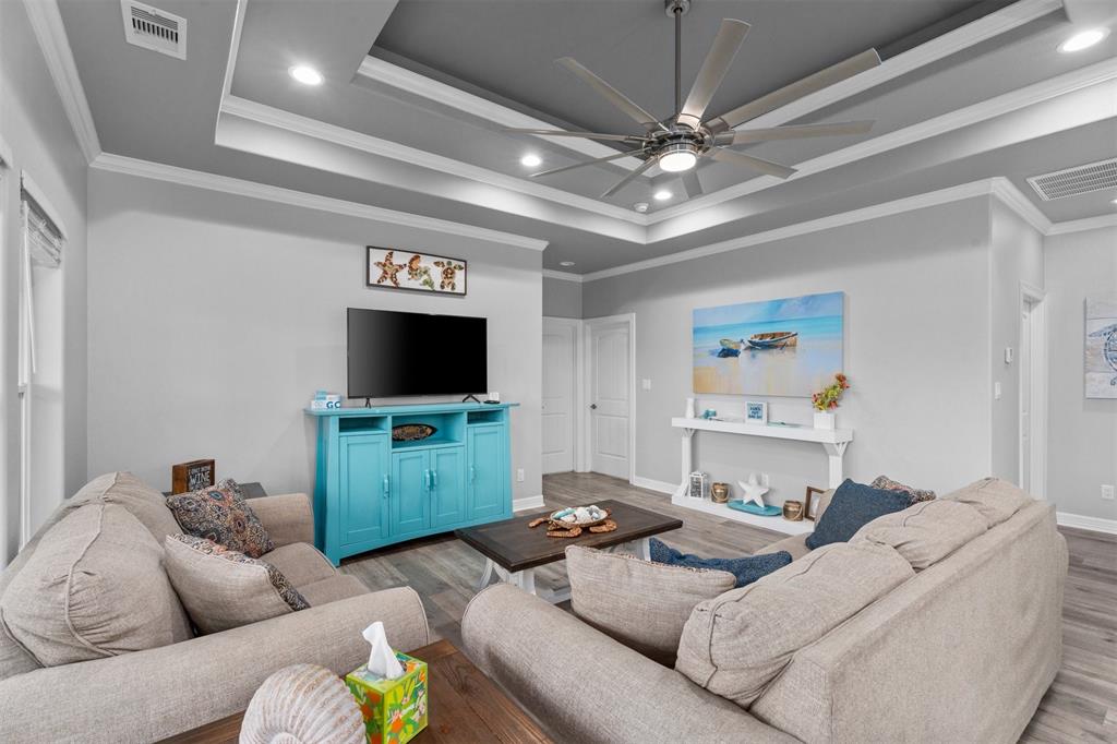 886 Sandollar, Crystal Beach, Texas image 1