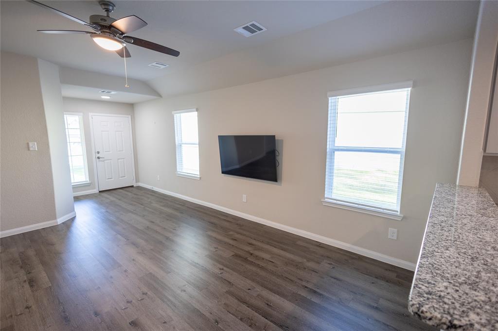 2527 Moapa Drive, Conroe, Texas image 7