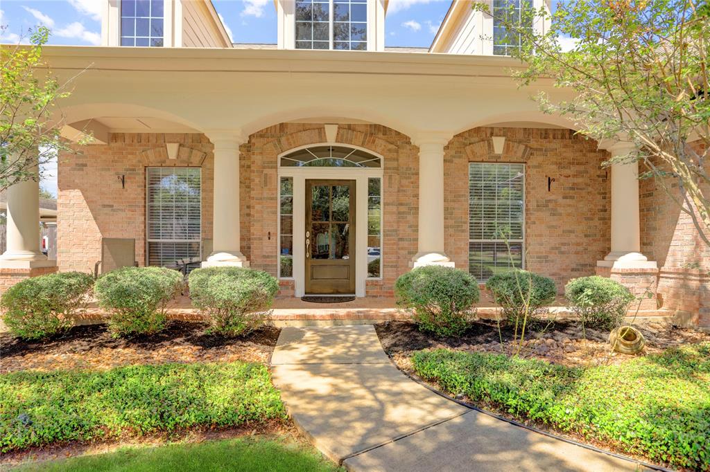 2331 Upland Park Drive Dr, Sugar Land, Texas image 3