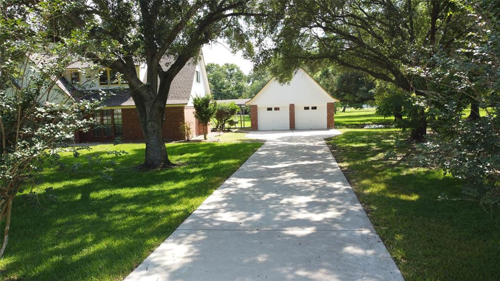 9166 Plantation Drive #C810A, West Columbia, Texas image 3