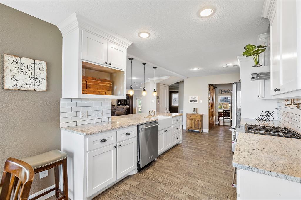 21009 Flaming Arrow Trail, Crosby, Texas image 12
