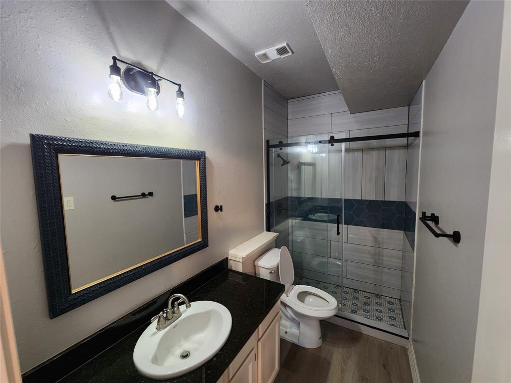 18809 Egret Bay Boulevard #203, Webster, Texas image 8