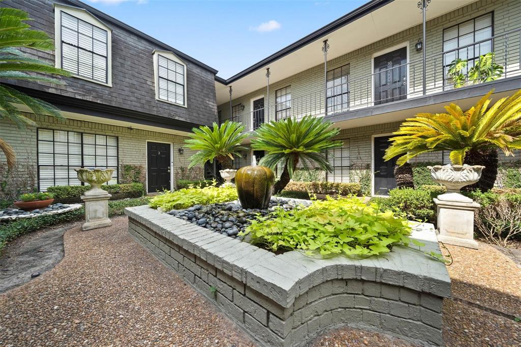 3402 Garrott Street #13, Houston, Texas image 16