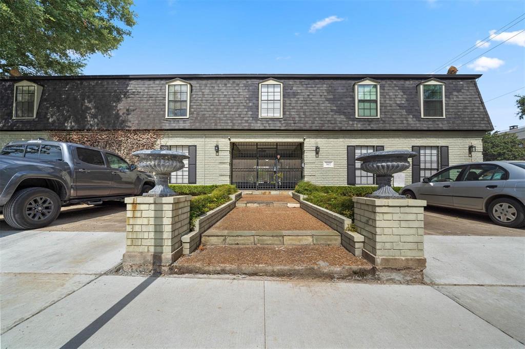 3402 Garrott Street #13, Houston, Texas image 2