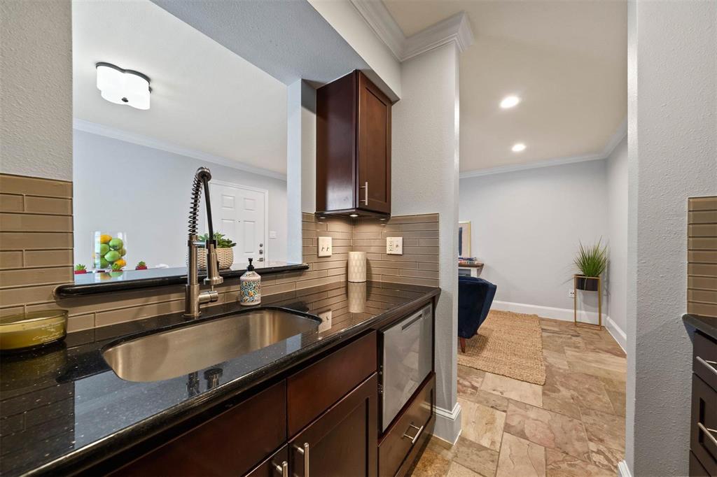 3402 Garrott Street #13, Houston, Texas image 8