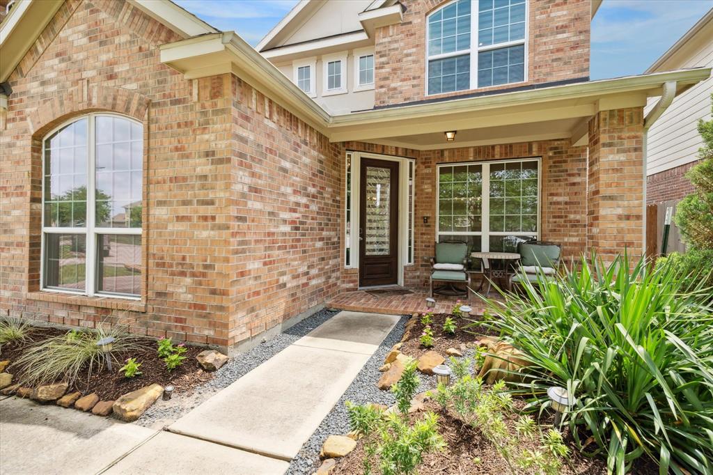 18618 Suncross Lane